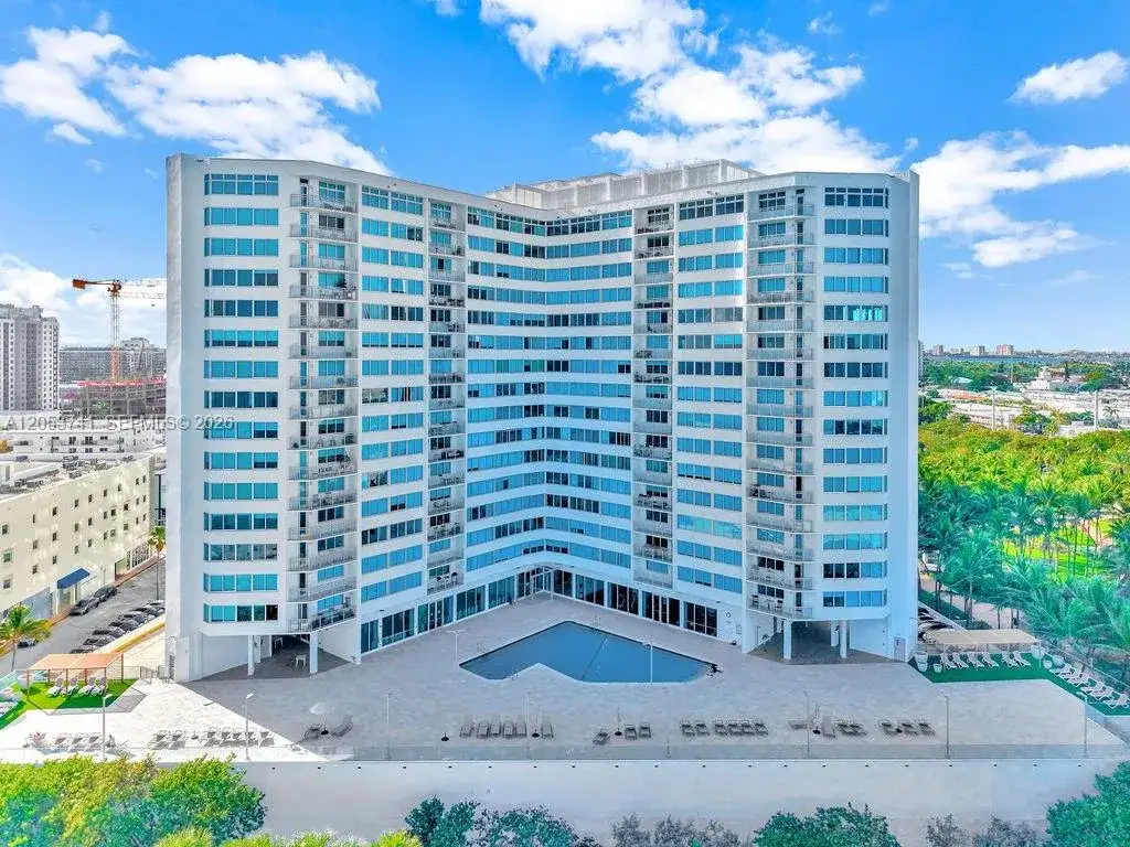 2 bedroom 2 bath Residential for sale at 7135 Collins Ave # 435, Miami Beach FL 33141
