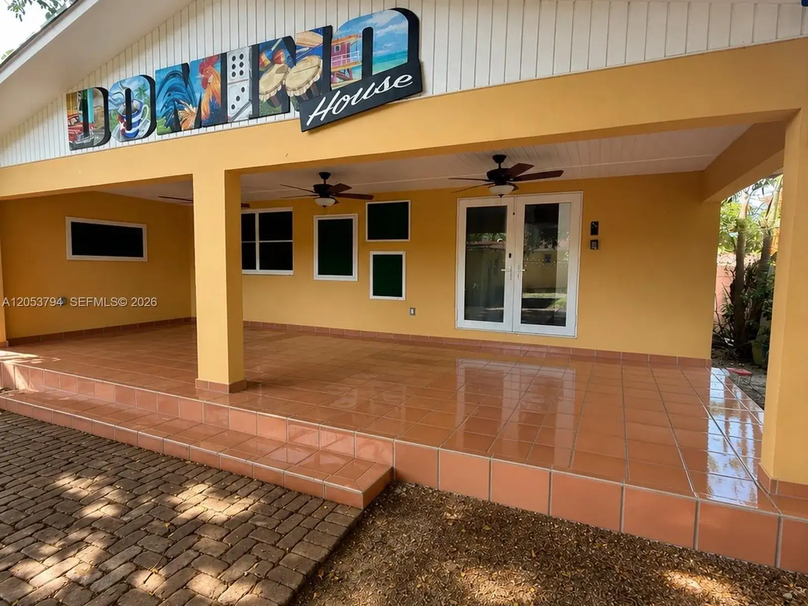 2 bedroom 1 bath Residential Lease for rent at 985 SW 10th St # 3, Miami FL 33130