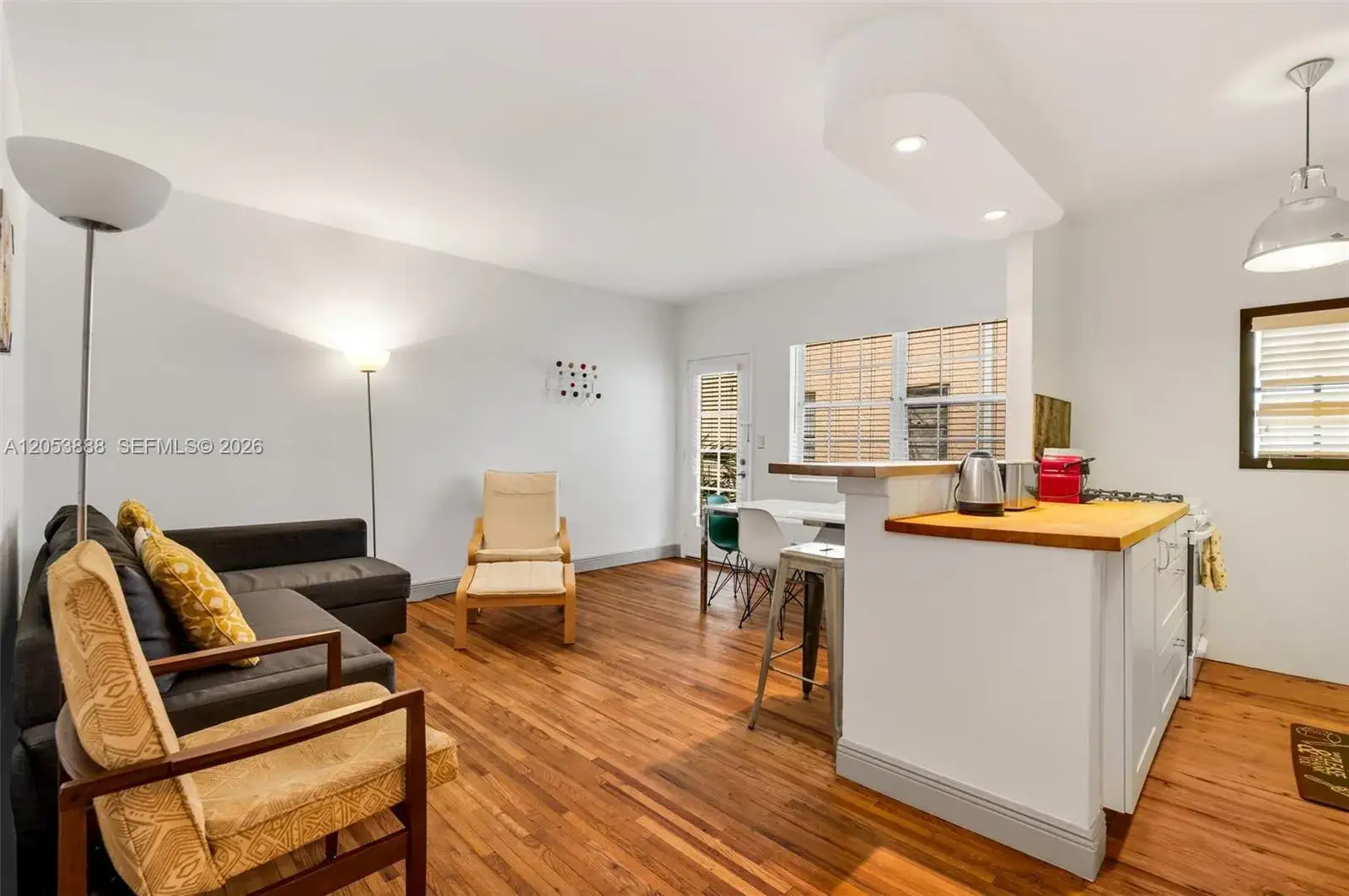 1 bedroom 1 bath Residential for sale at 1551 Michigan Ave # 12, Miami Beach FL 33139