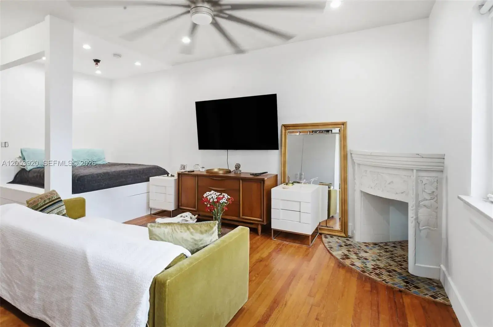 1 bath Residential for sale at 750 Espanola Way # 5, Miami Beach FL 33139