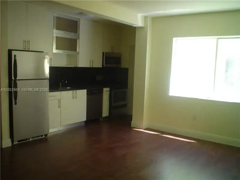 1 bedroom 1 bath Residential Lease for rent at 2931 Sheridan Ave # 12, Miami Beach FL 33140