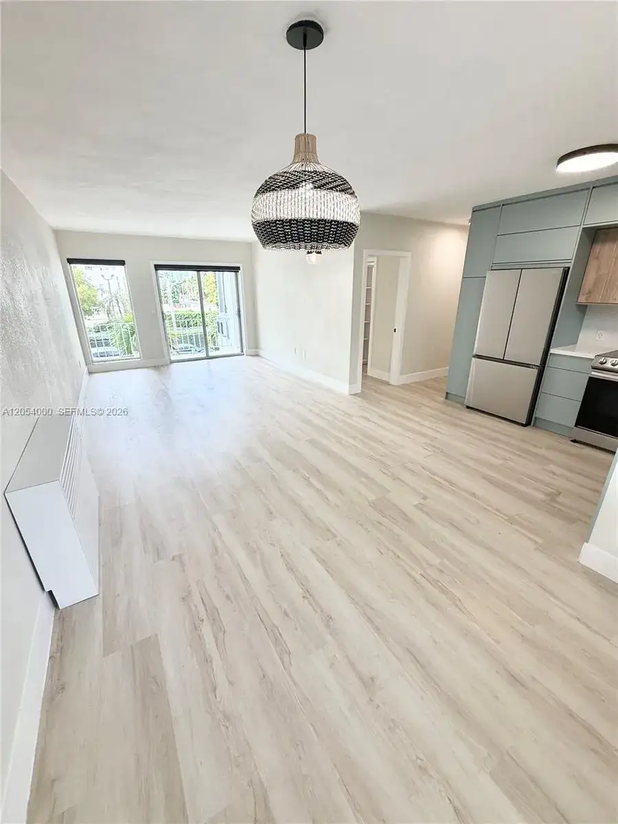 1 bedroom 1 bath Residential for sale at 641 Espanola Way # 17, Miami Beach FL 33139