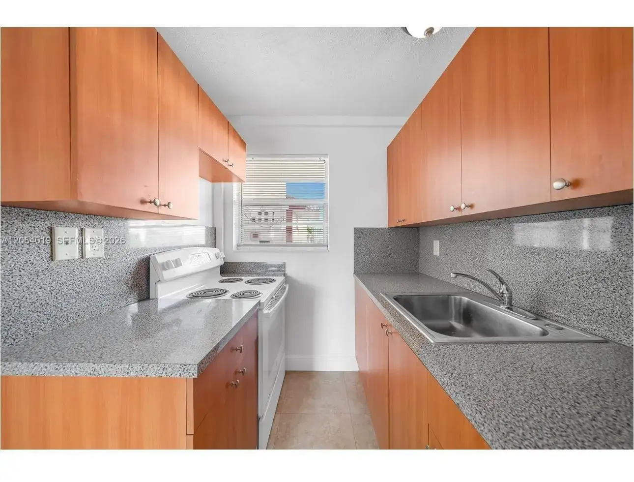 1 bedroom 1 bath Residential Lease for rent at 6270 W Flagler St # A10, Miami FL 33144