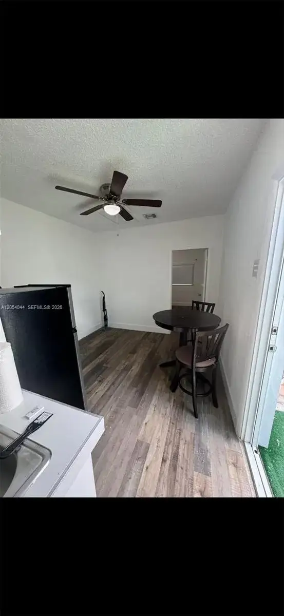 1 bedroom 1 bath Residential Lease for rent at 4021 SW 122nd Ct # A, Miami FL 33175