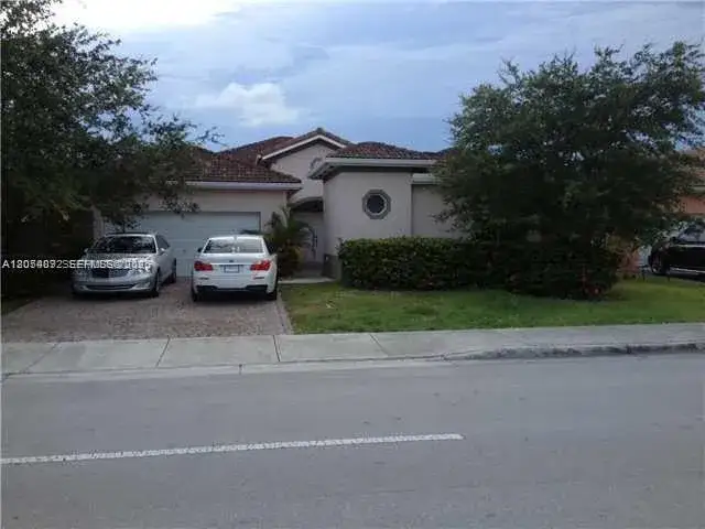 4 bedroom 3 bath Residential Lease for rent at 2720 SW 142nd Ave # 0, Miami FL 33175