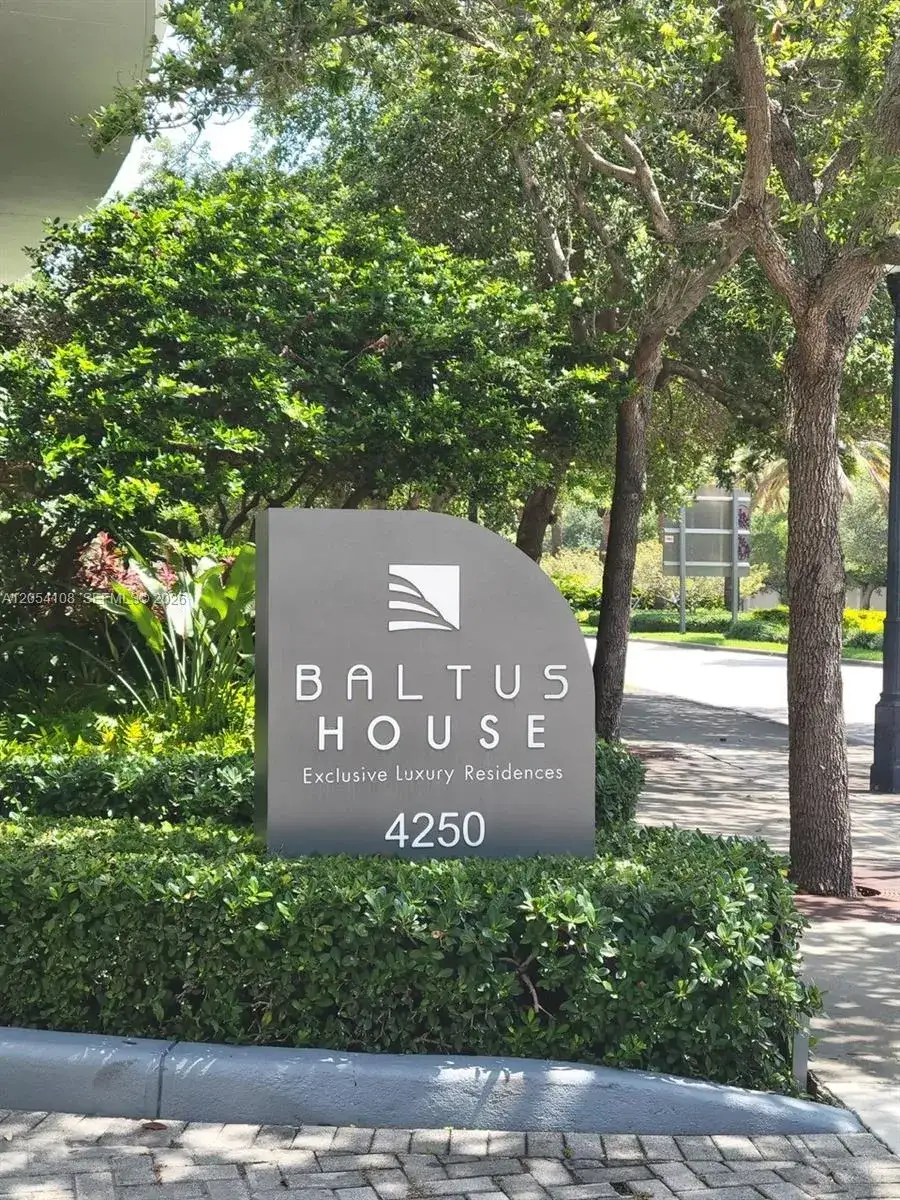 1 bath Residential for sale at 4250 Biscayne Blvd # 806, Miami FL 33137
