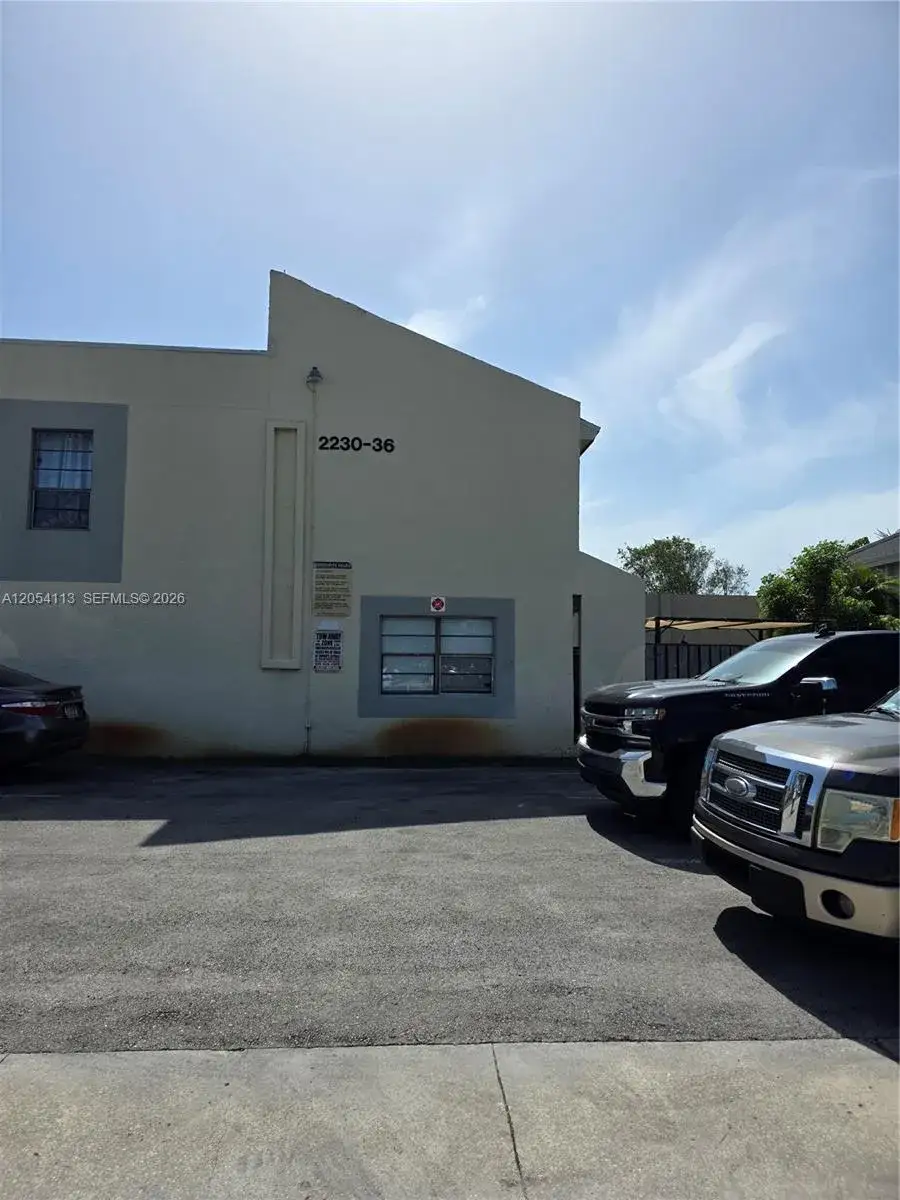 2 bedroom 1 bath Residential Lease for rent at 2236 NW 52nd Ave # 2236, Lauderhill FL 33313
