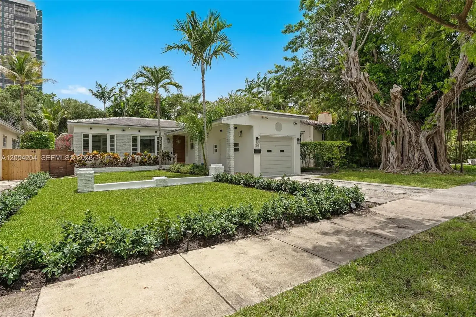 2 bedroom 1 bath Residential for sale at 784 NE 71st St, Miami FL 33138