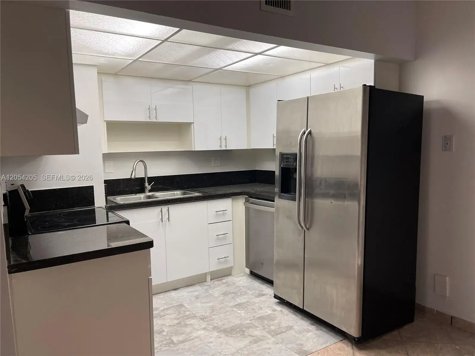 1 bedroom 1 bath Residential Lease for rent at 6175 NW 57th St # 116, Tamarac FL 33319
