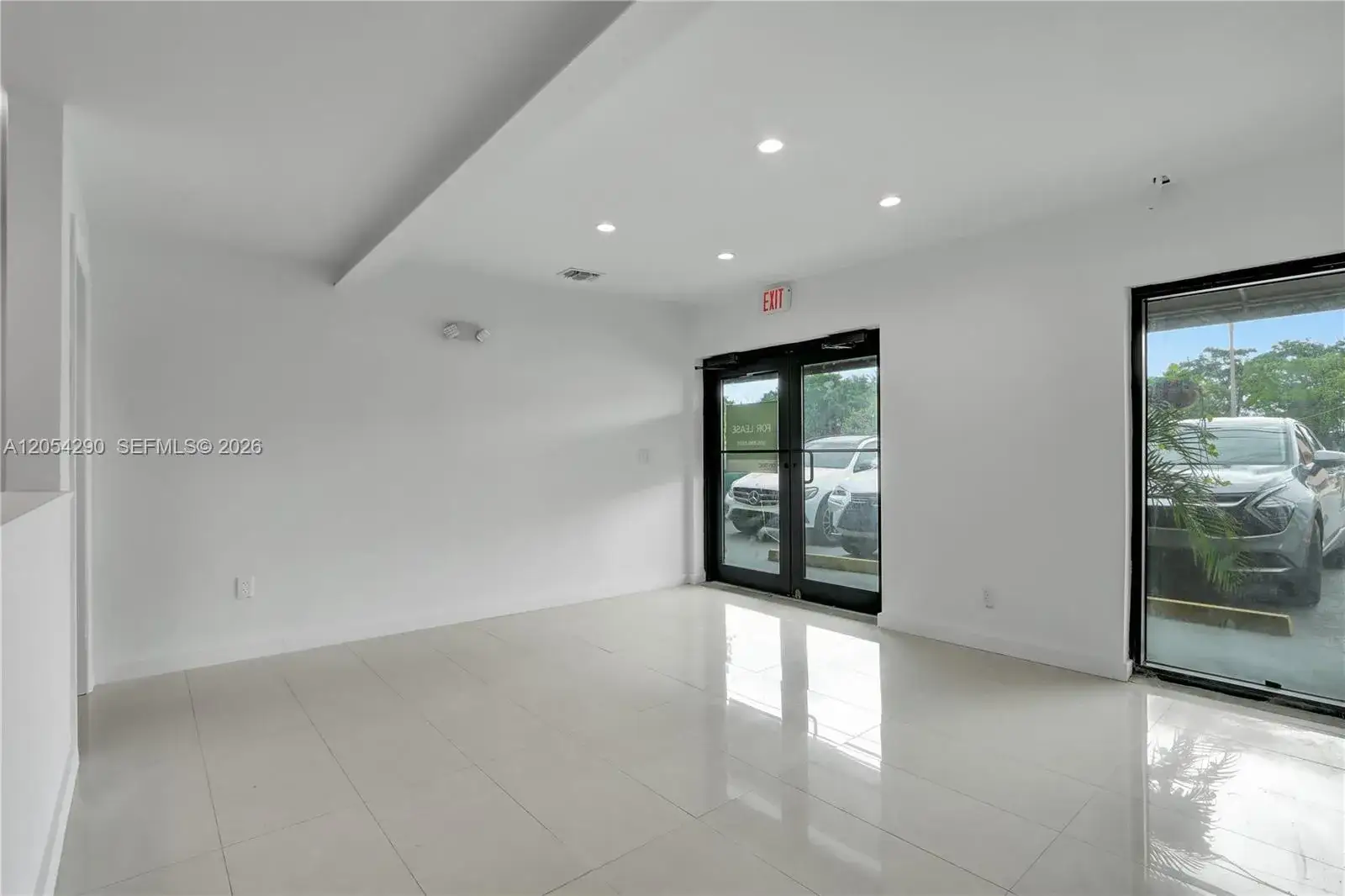 Commercial Sale for sale at 7000 NW 2 Ave # 7010, Miami FL 33150
