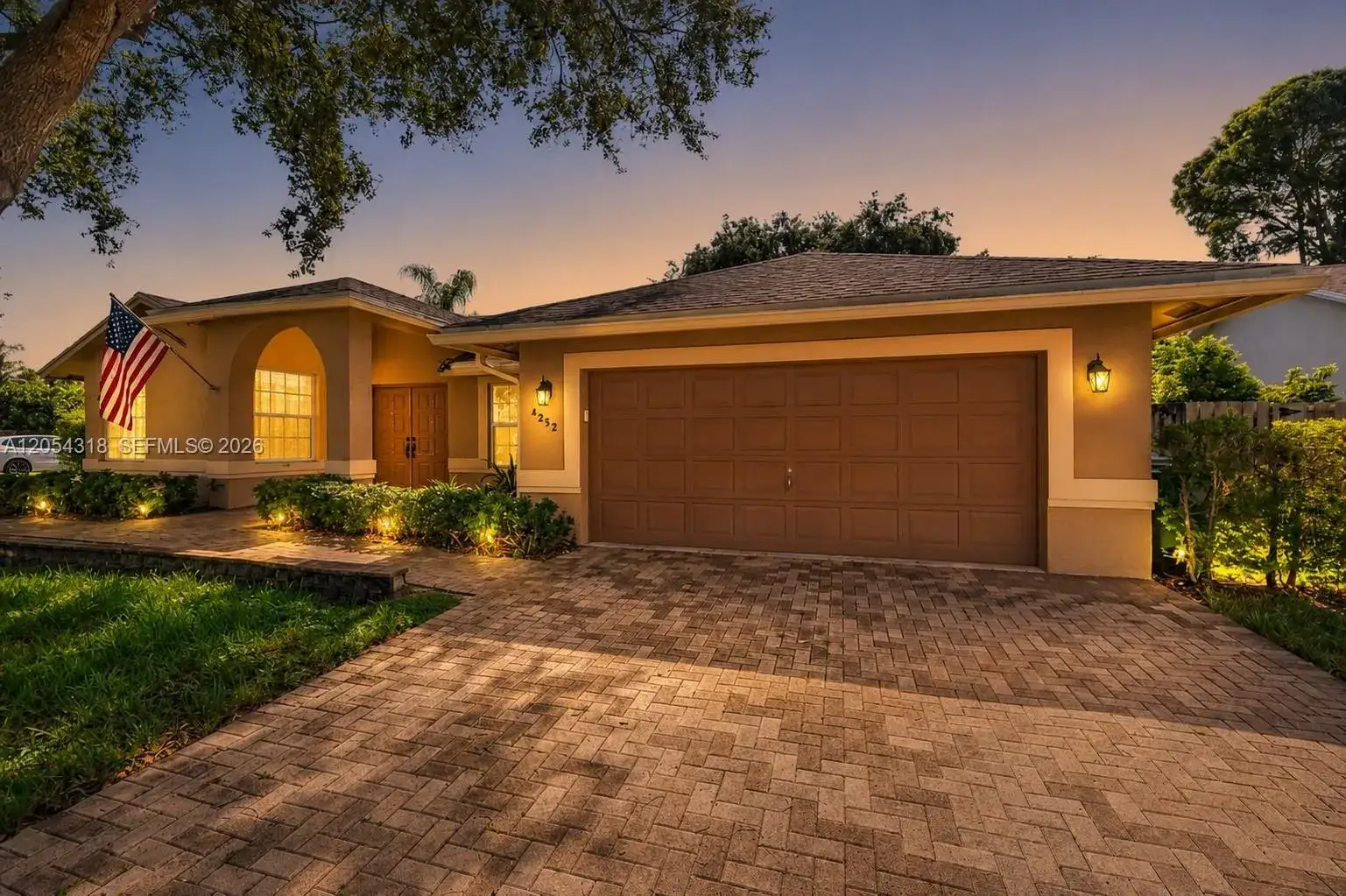 3 bedroom 2 bath Residential for sale at 4252 SW 78th Dr, Davie FL 33328