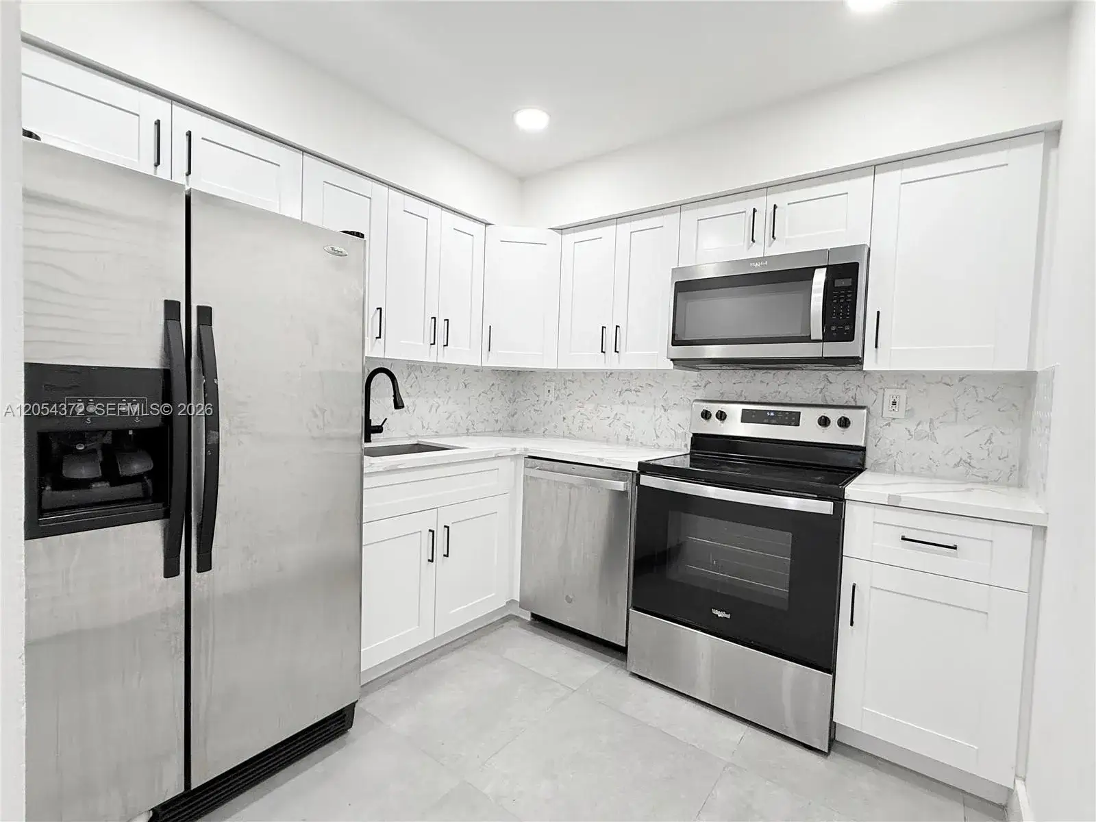 2 bedroom 1 bath Residential Lease for rent at 1470 NW 22nd Ct # 2, Fort Lauderdale FL 33311