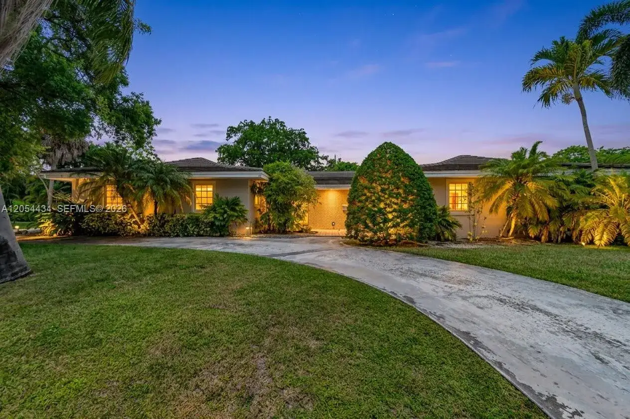 15101 SW 69th Ct, Palmetto Bay FL 33158