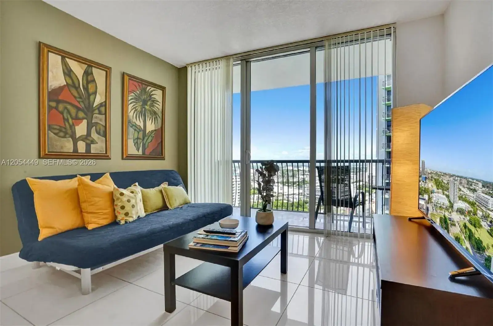 1 bedroom 1 bath Residential Lease for rent at 1750 N Bayshore Dr # 2911, Miami FL 33132