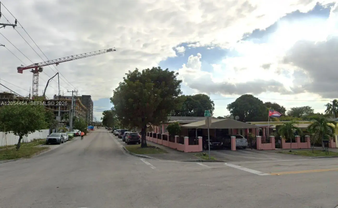 5 bedroom 4 bath Residential for sale at 890 E 28th St, Hialeah FL 33013