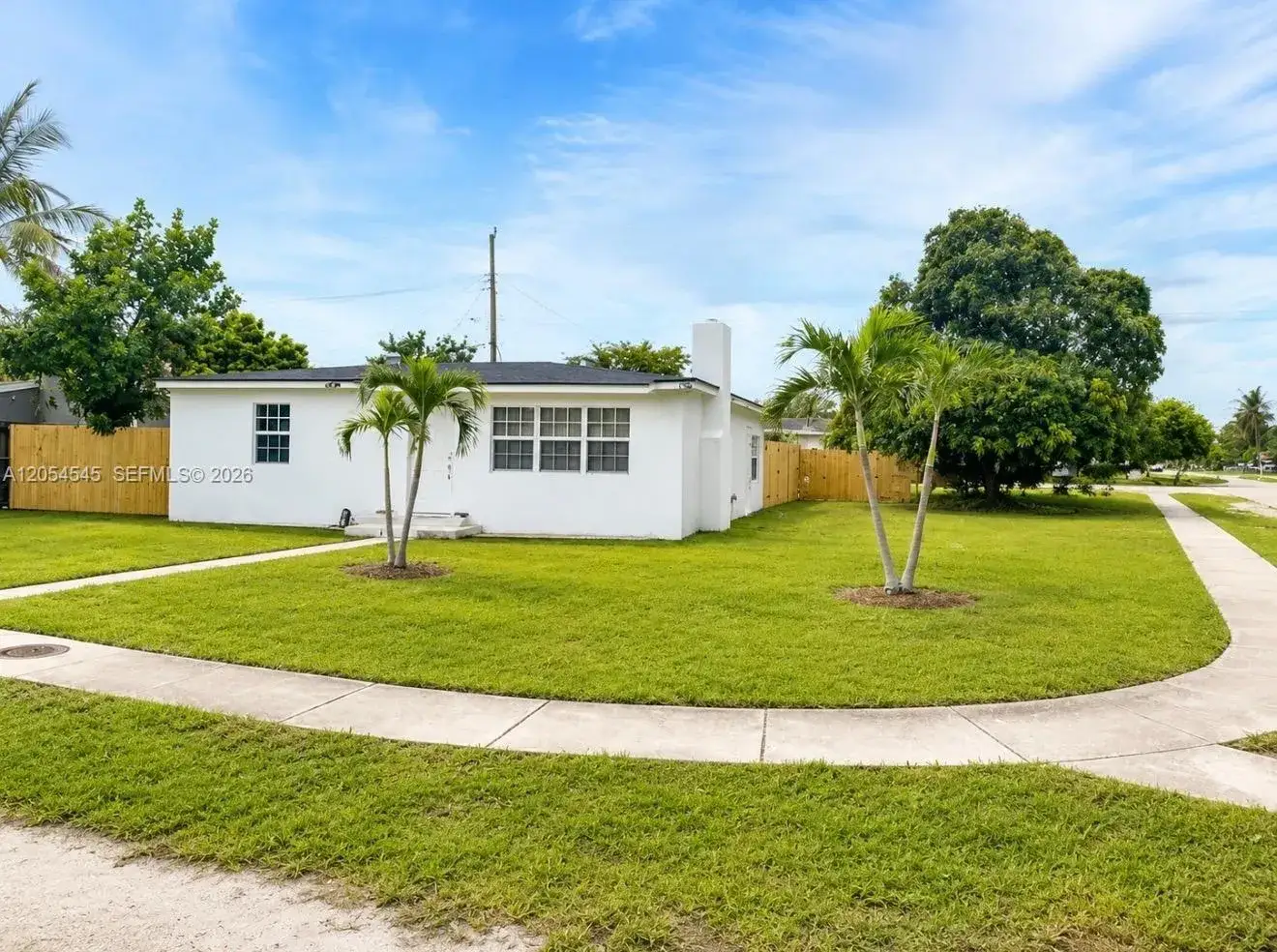 4 bedroom 2 bath Residential for sale at 646 Aspen Rd, West Palm Beach FL 33409