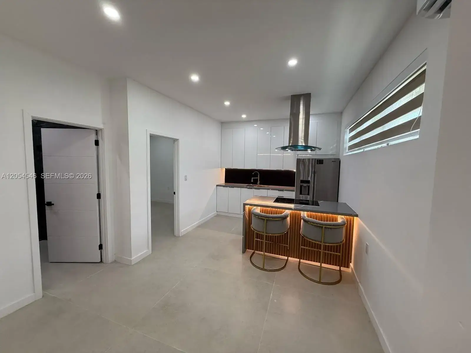 1 bedroom 1 bath Residential Lease for rent at 401 NW 131st St # 2A, North Miami FL 33168