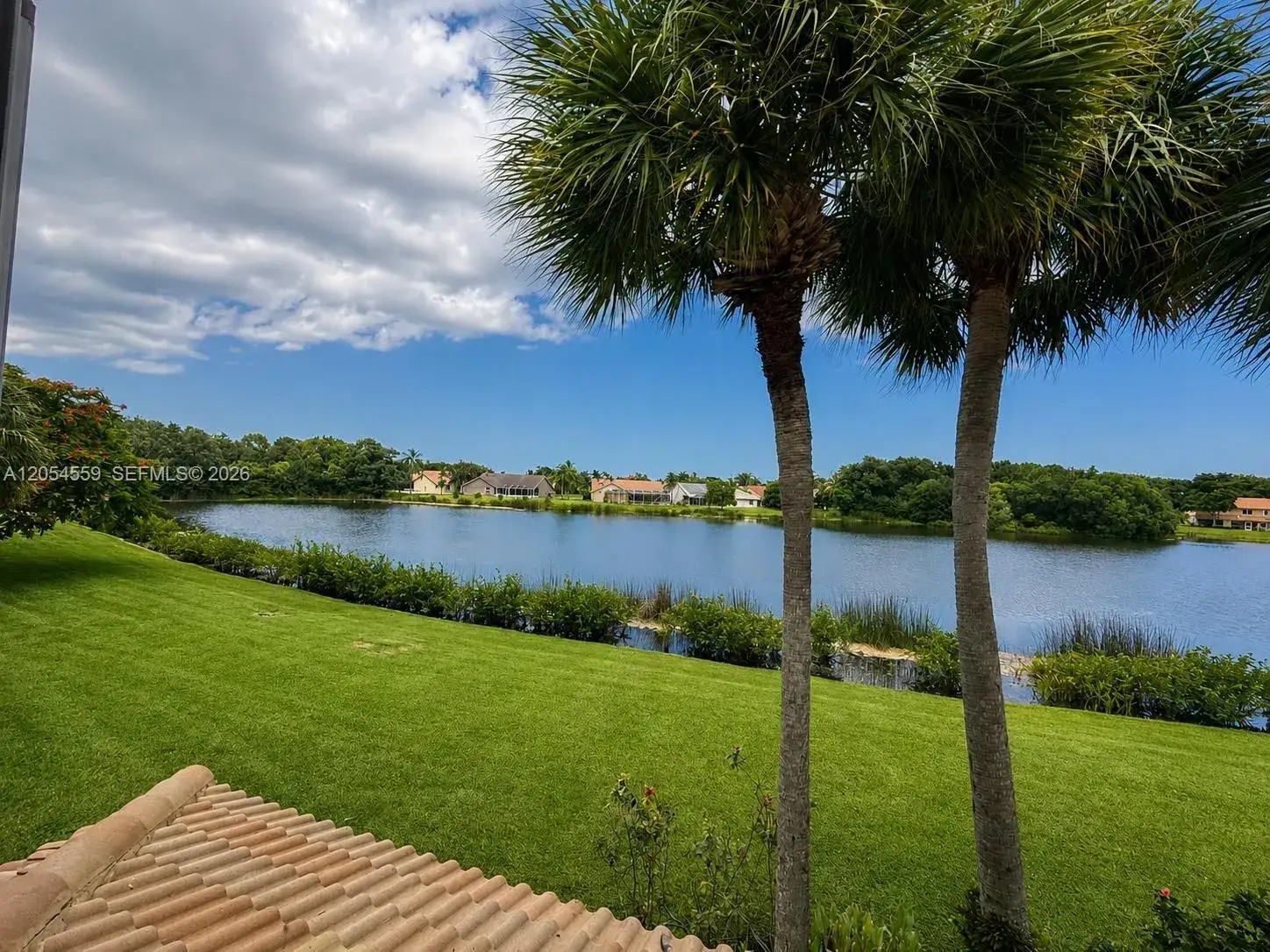 3 bedroom 2 bath Residential Lease for rent at 7337 Smithbrooke Dr, Lake Worth FL 33467