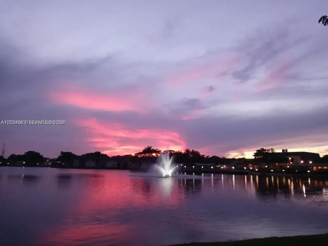 2 bedroom 2 bath Residential Lease for rent at 200 Berkley Rd # 213, Hollywood FL 33024