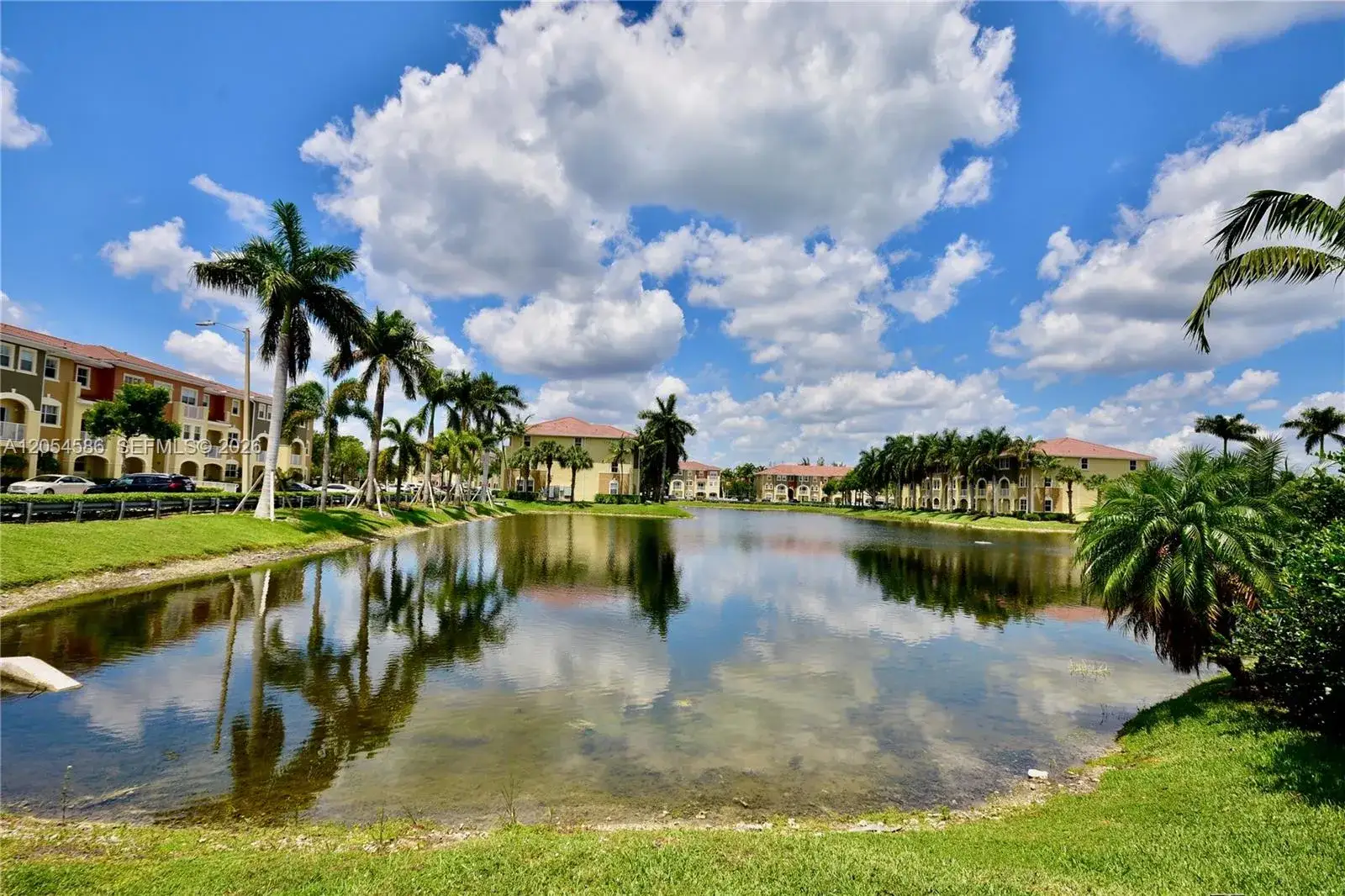 3 bedroom 2 bath Residential Lease for rent at 10870 NW 88th Ter # 222, Doral FL 33178