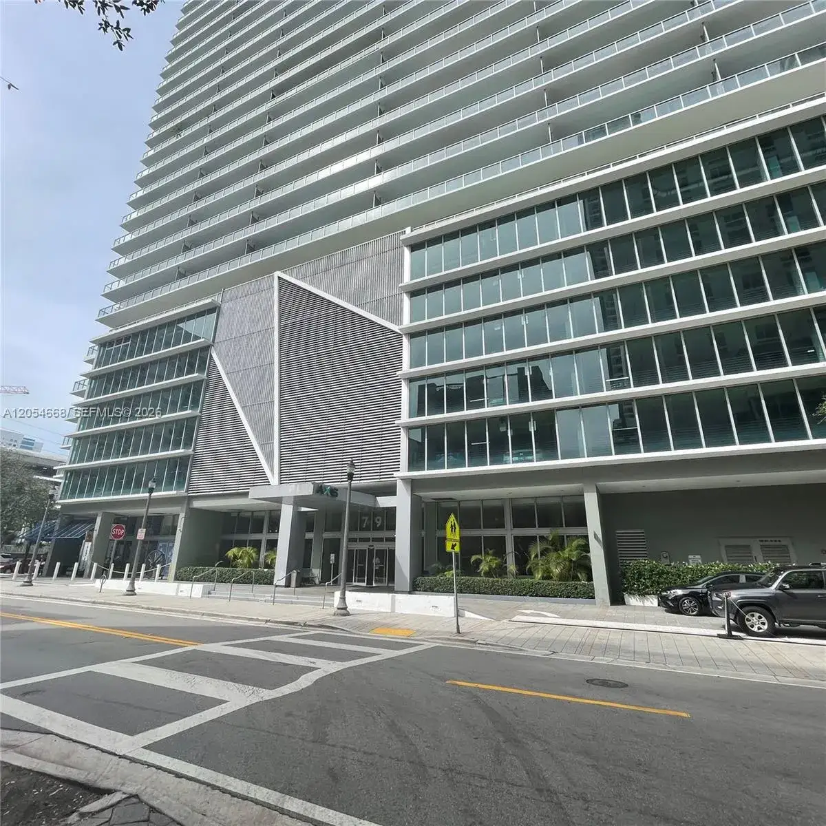 1 bedroom 1 bath Residential for sale at 79 SW 12 ST, Miami FL 33130