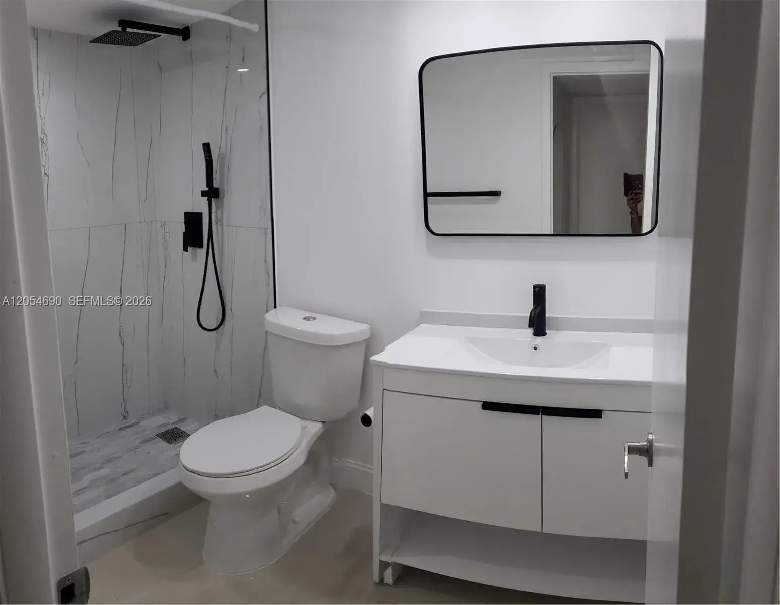 1 bedroom 1 bath Residential Lease for rent at 5201 NW 7th St # 207, Miami FL 33126