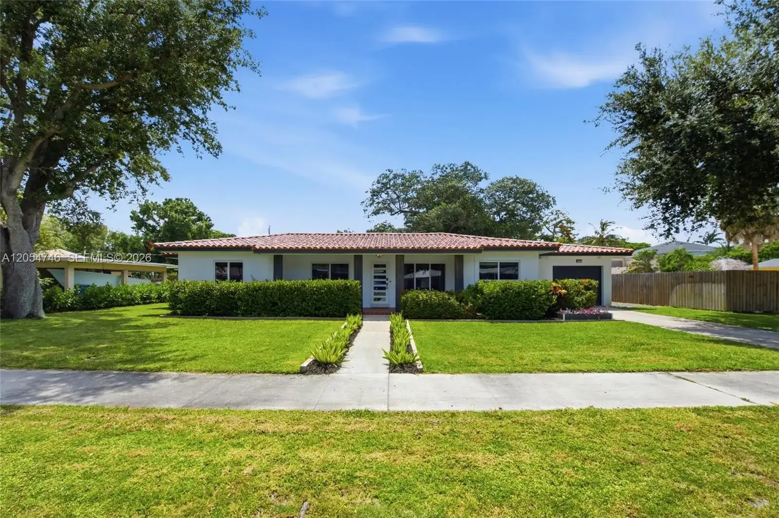 3 bedroom 2 bath Residential for sale at 417 NE 11th Ave, Pompano Beach FL 33060