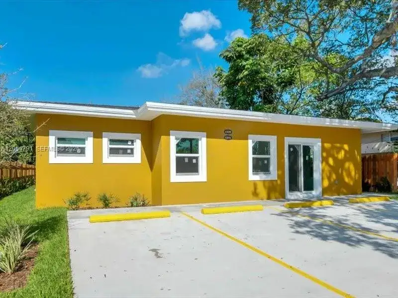 2 bedroom 2 bath Residential for sale at 1541 SW 44 AVE, Fort Lauderdale FL 333317