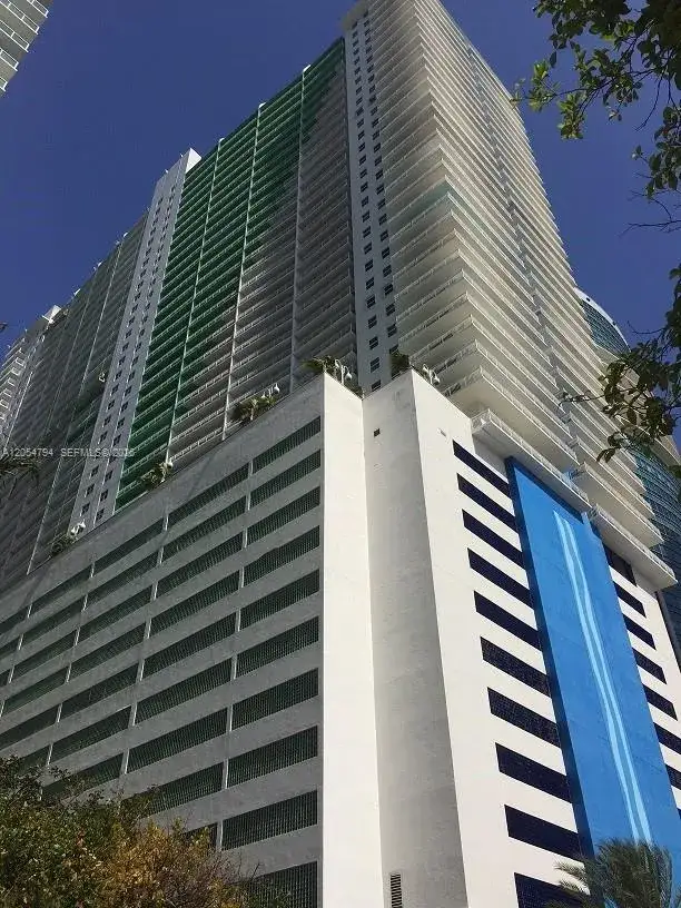 1 bedroom 1 bath Residential Lease for rent at 1200 S Brickell Bay Dr # 3317, Miami FL 33131