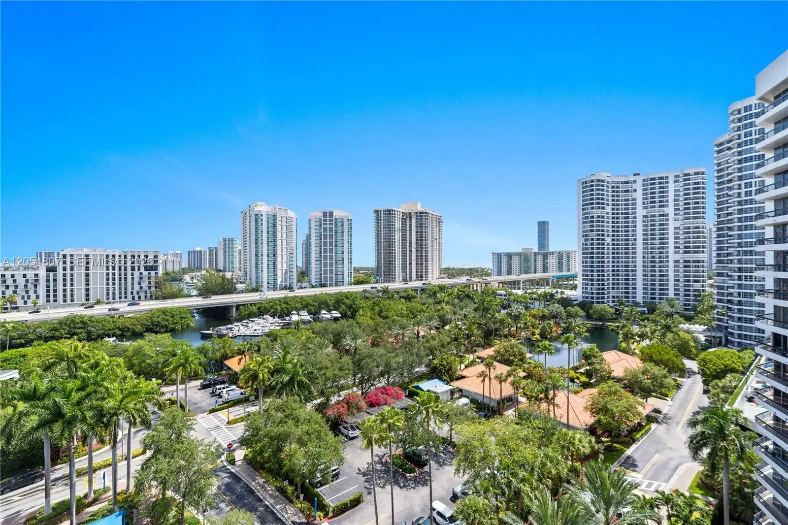 2 bedroom 2 bath Residential for sale at 3600 Mystic Pointe Dr # 1207, Aventura FL 33180