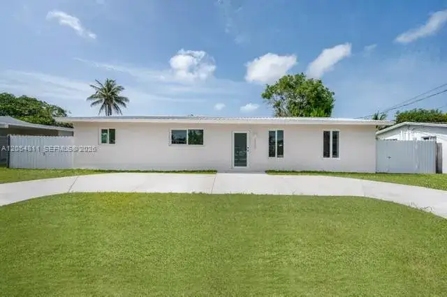 5 bedroom 3 bath Residential for sale at 10040 SW 215th St, Cutler Bay FL 33189