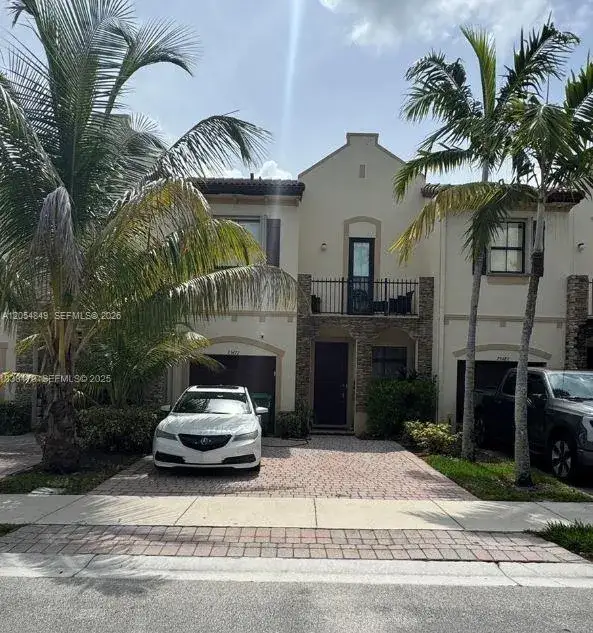 3 bedroom 2 bath Residential for sale at 23477 SW 112th Pl, Homestead FL 33032