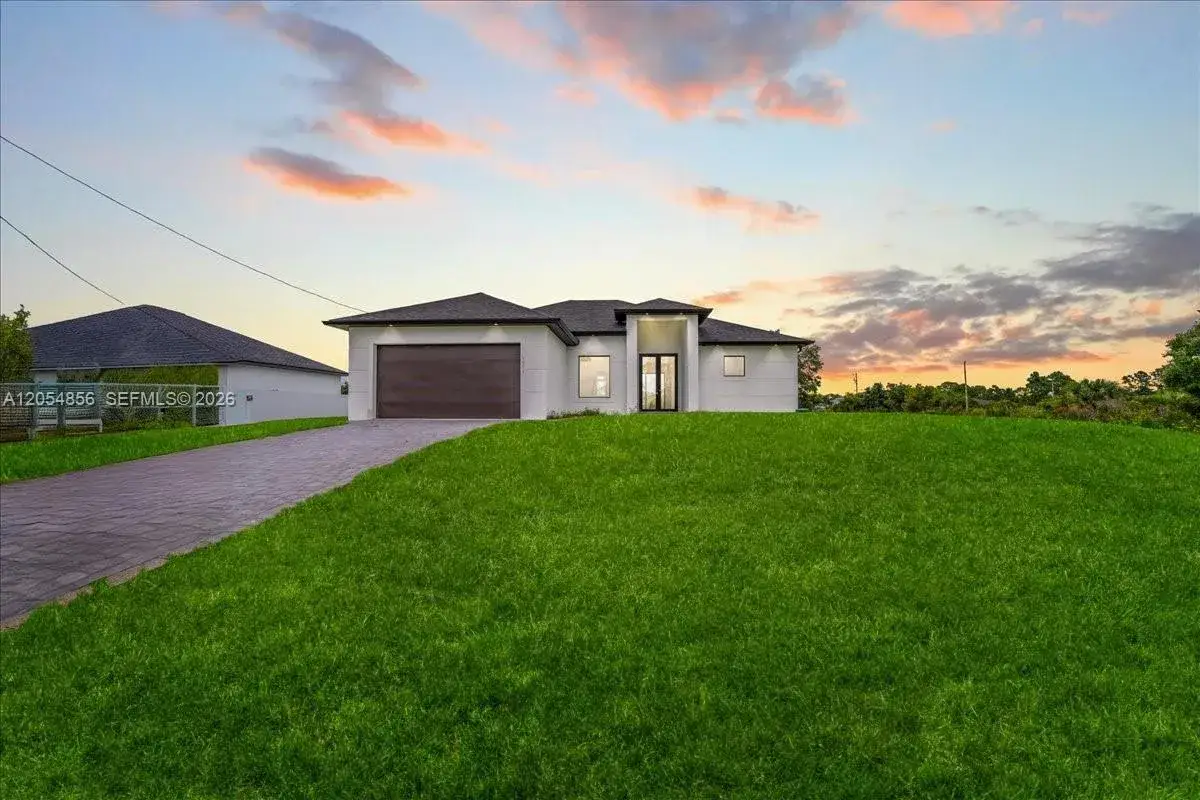 3 bedroom 2 bath Residential for sale at 3371 Meadow Rd, Lehigh Acres FL 33974
