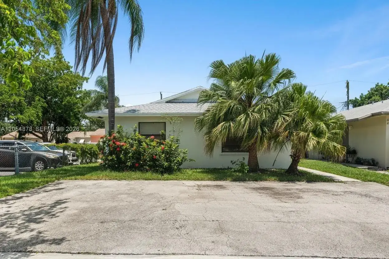 Residential Income for sale at 19 SE 4th Ter, Dania Beach FL 33004