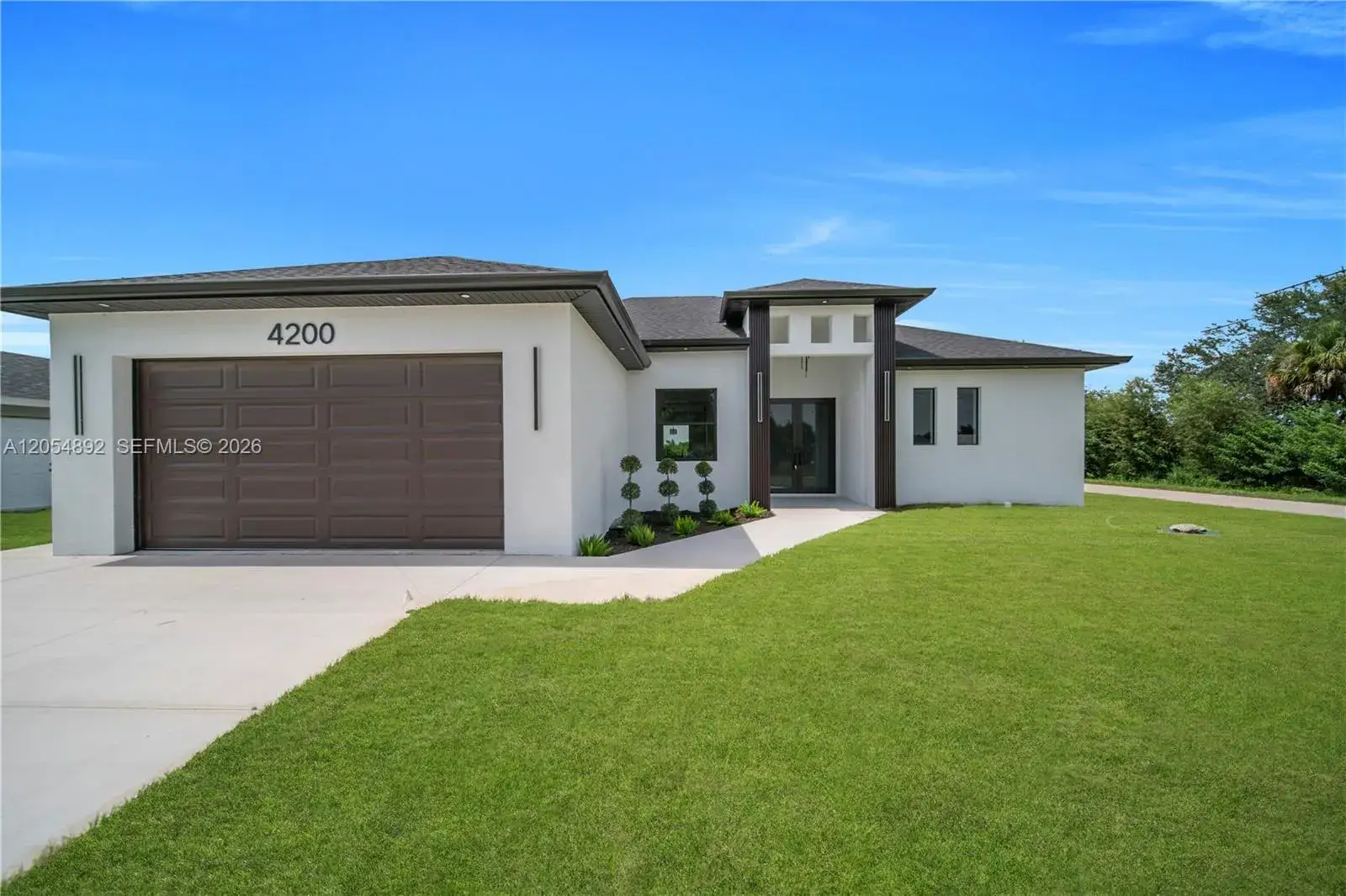3 bedroom 2 bath Residential for sale at 4200 17th ST SW, Lehigh Acres FL 33976