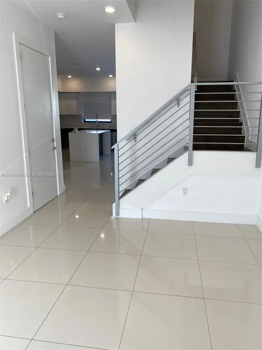 3 bedroom 2 bath Residential Lease for rent at 10602 SW 118th Ave # 10602, Miami FL 33186