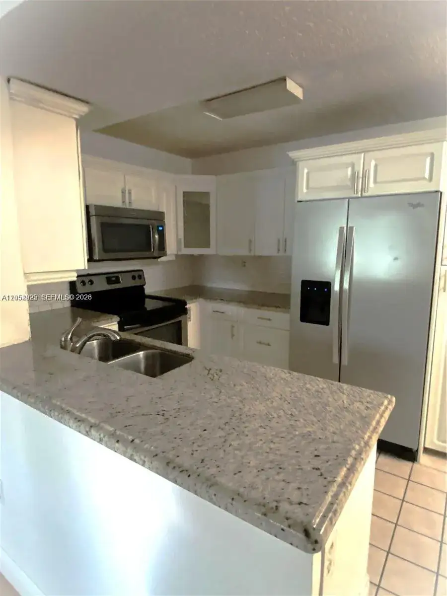 2 bedroom 2 bath Residential Lease for rent at 300 W Palm Cir W # 208, Pembroke Pines FL 33025