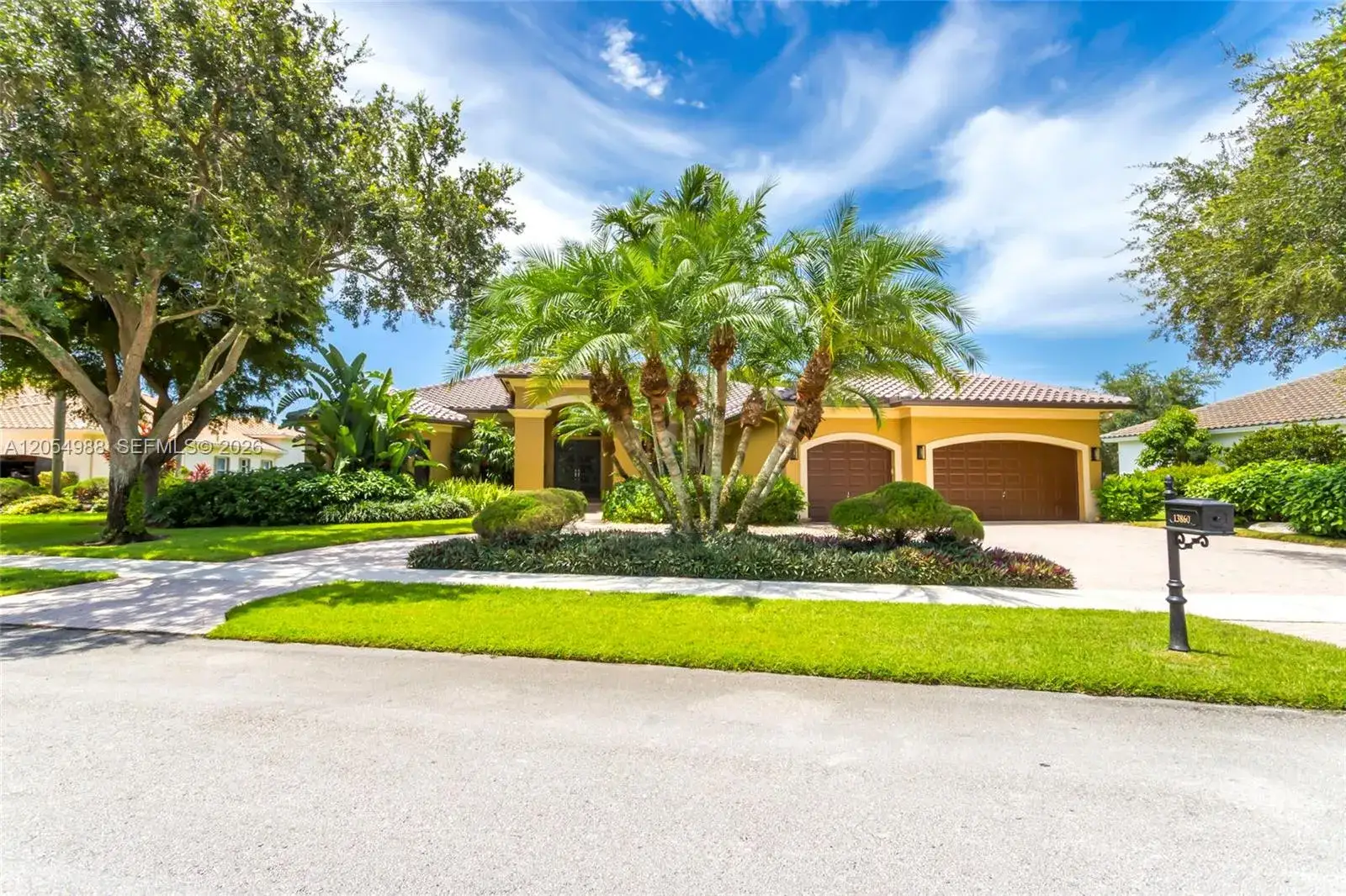 5 bedroom 4 bath Residential for sale at 13860 SW 40th St, Davie FL 33330