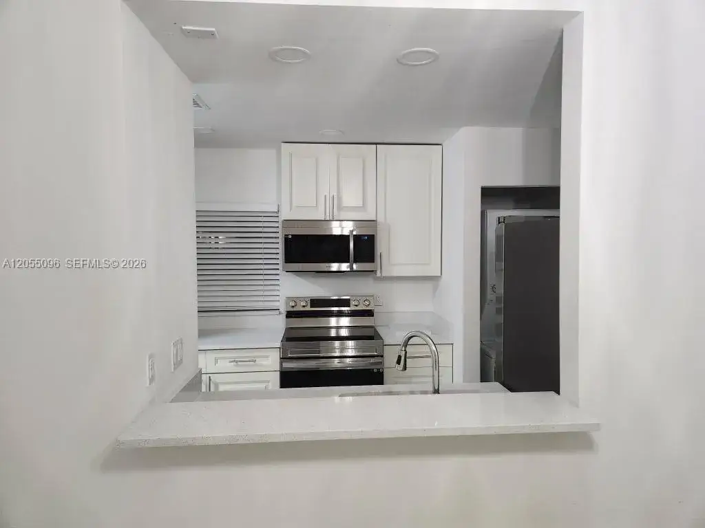 2 bedroom 2 bath Residential for sale at 11643 NW 11th St, Pembroke Pines FL 33026