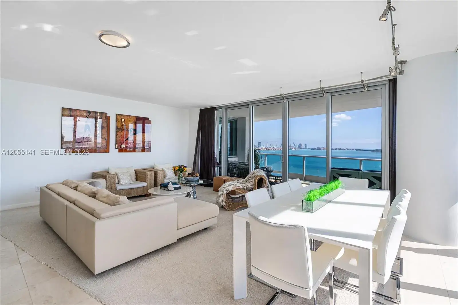 2 bedroom 2 bath Residential for sale at 1331 Brickell Bay Dr # 1611, Miami FL 33131