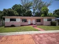3 bedroom 1 bath Residential Lease for rent at 970 NE 133rd St # 972, North Miami FL 33161