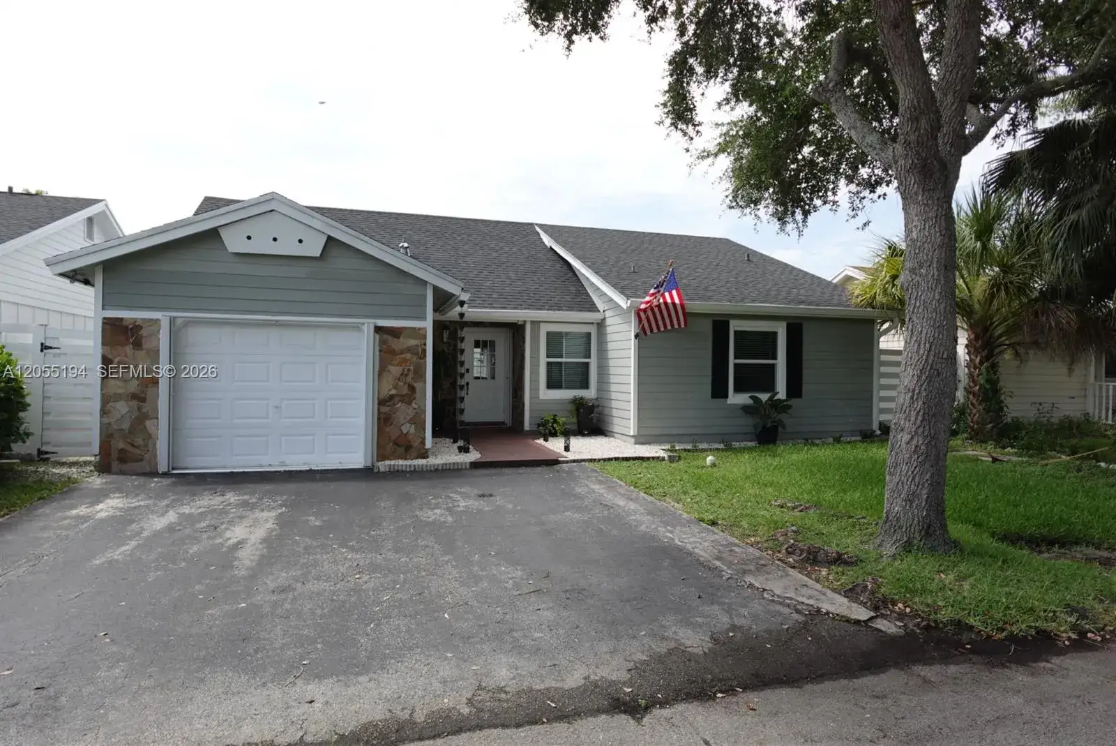 4 bedroom 2 bath Residential for sale at 14028 SW 149th Ln, Miami FL 33186