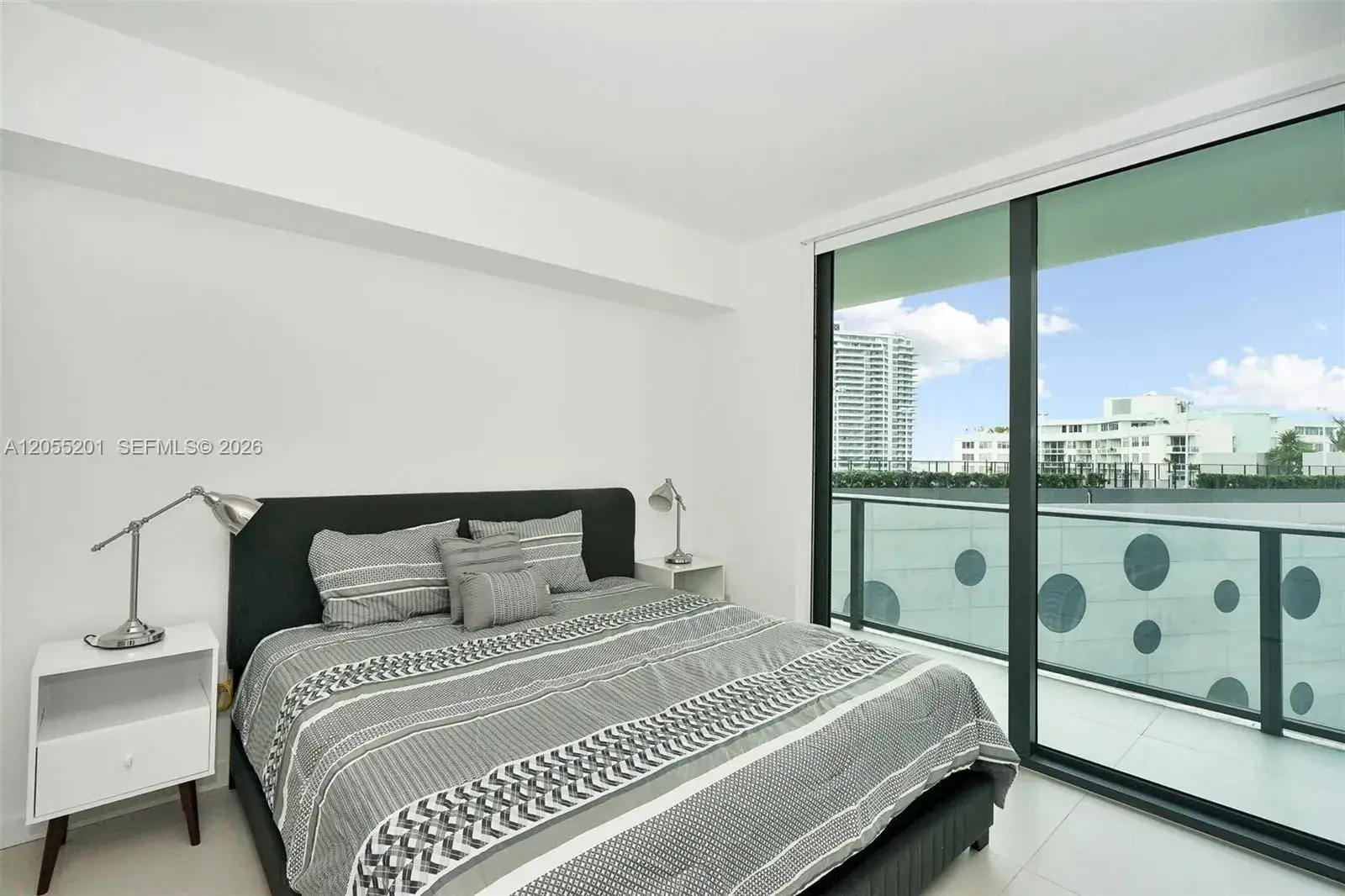 1 bedroom 1 bath Residential Lease for rent at 501 NE 31st St # 702, Miami FL 33137