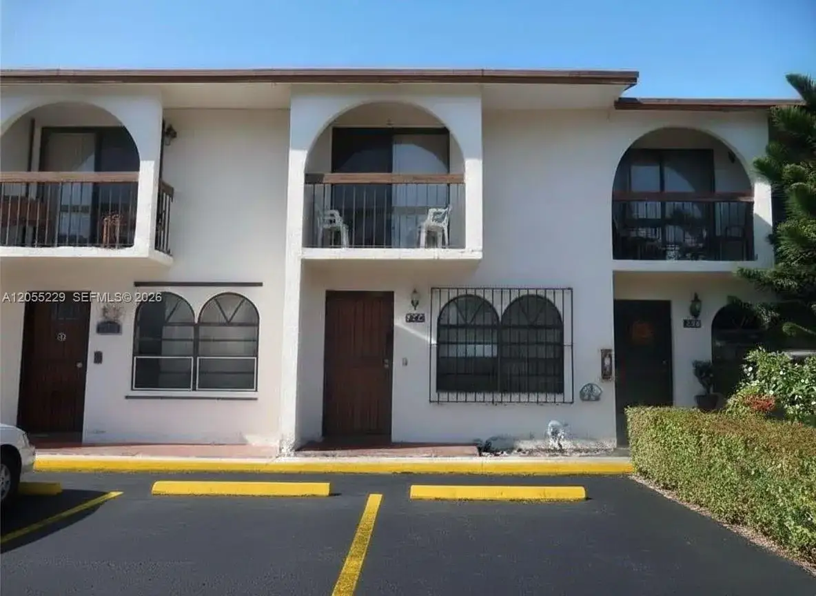 2 bedroom 1 bath Residential for sale at 1082 W 79th St # 25, Hialeah FL 33014