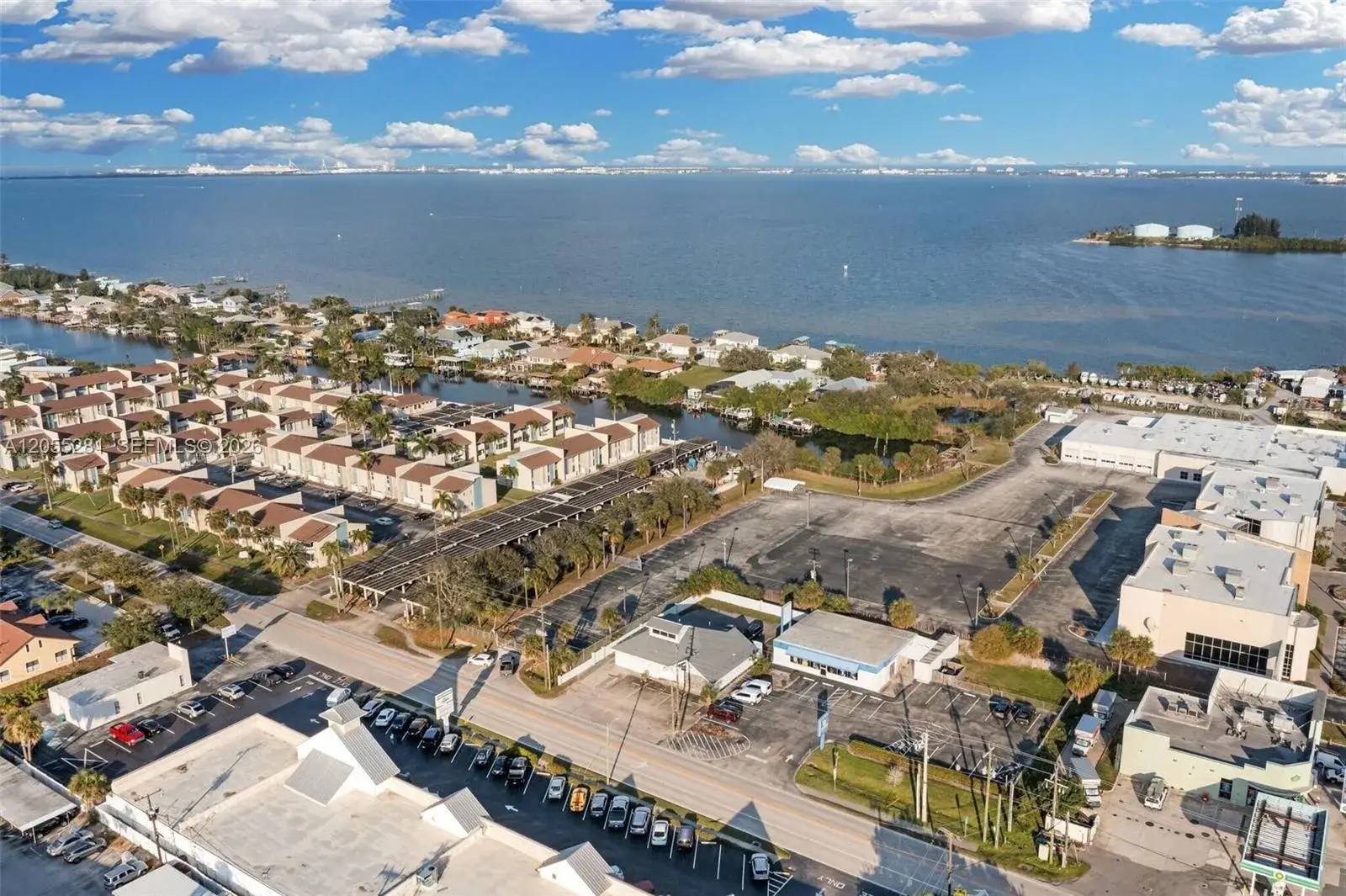 Commercial Sale for sale at 150 N Banana River Dr, Merritt Island FL 32952