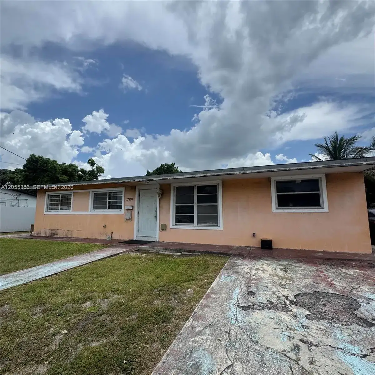 4 bedroom 1 bath Residential for sale at 17210 NW 47th Ave, Miami Gardens FL 33055