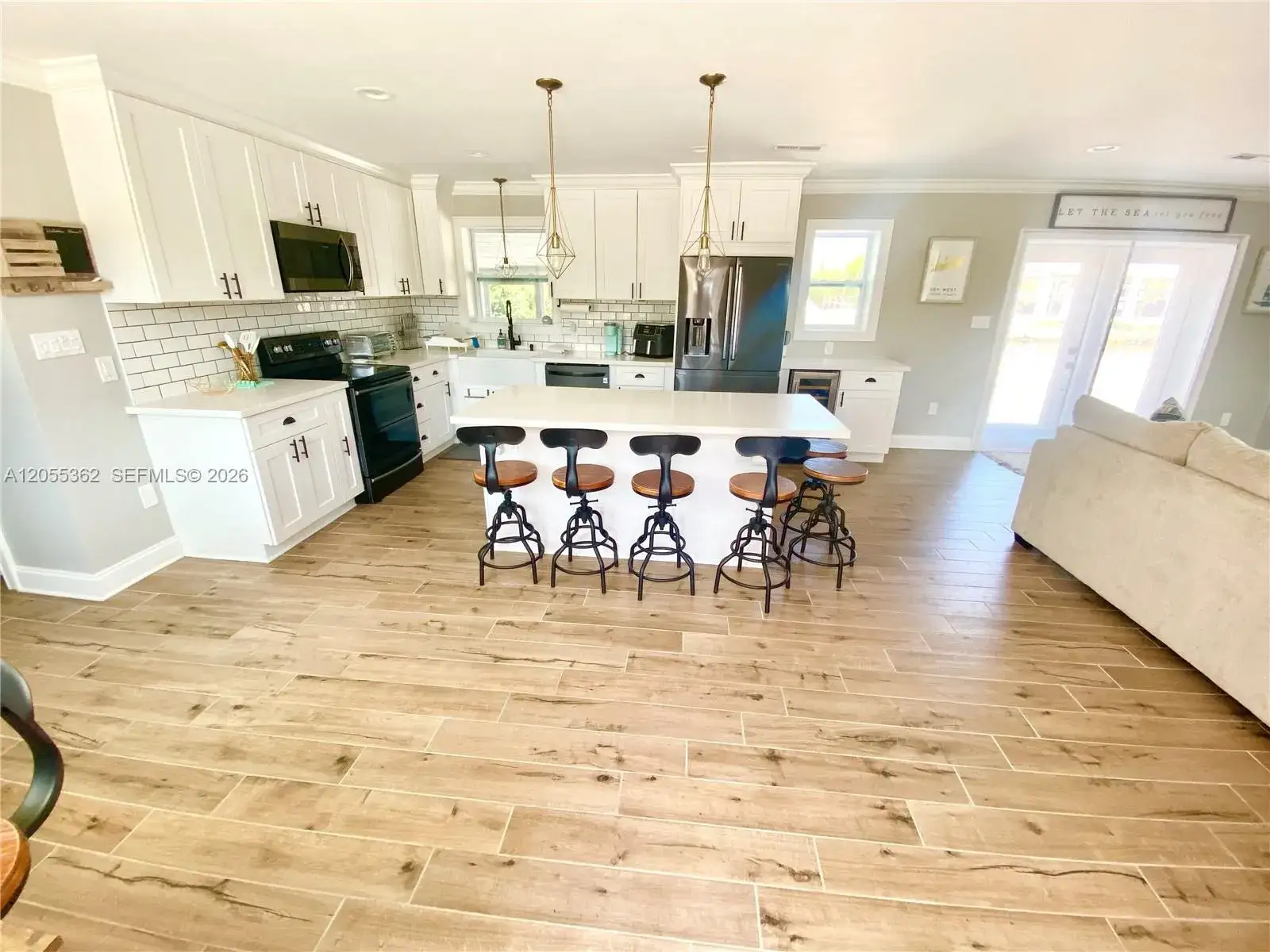 3 bedroom 2 bath Residential Lease for rent at 133 Indies Rd, Lower Keys FL 33042