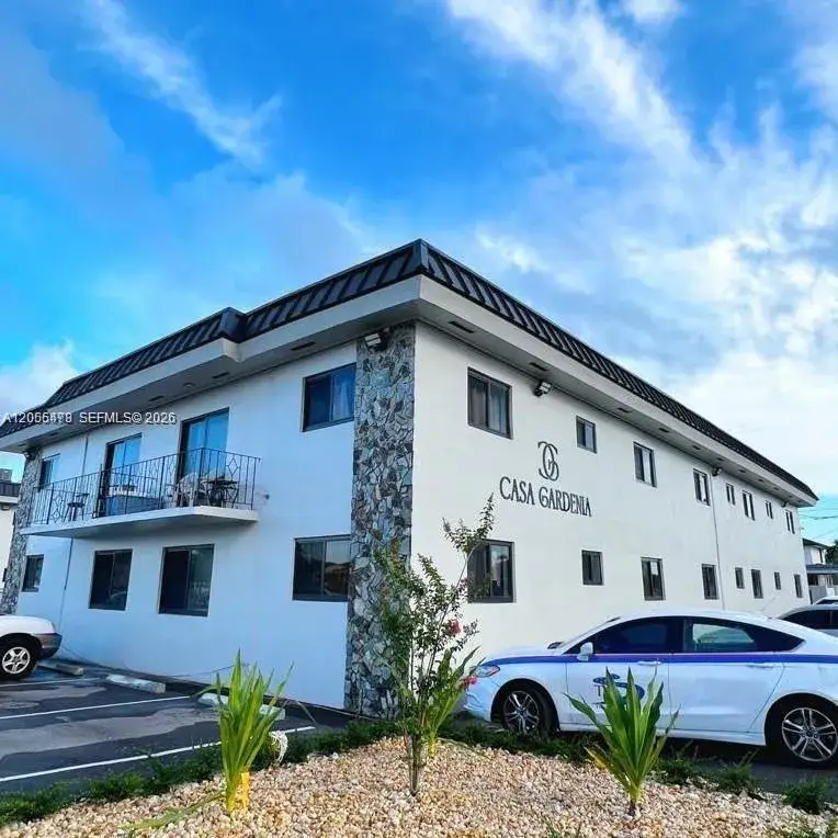 1 bedroom 1 bath Residential Lease for rent at 805 W 30th St # 10, Hialeah FL 33012