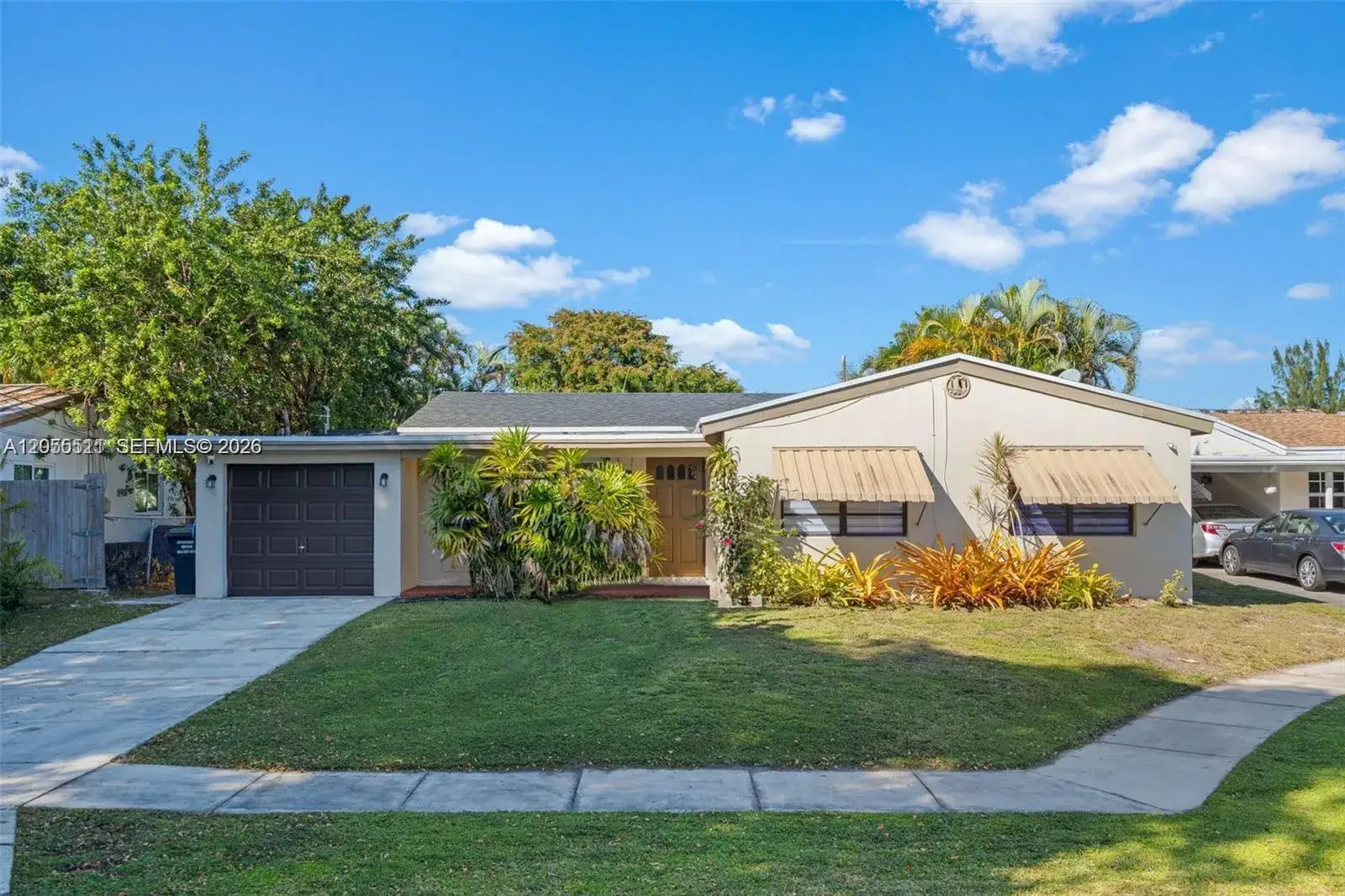 3 bedroom 2 bath Residential for sale at 3035 Hayes St, Hollywood FL 33021