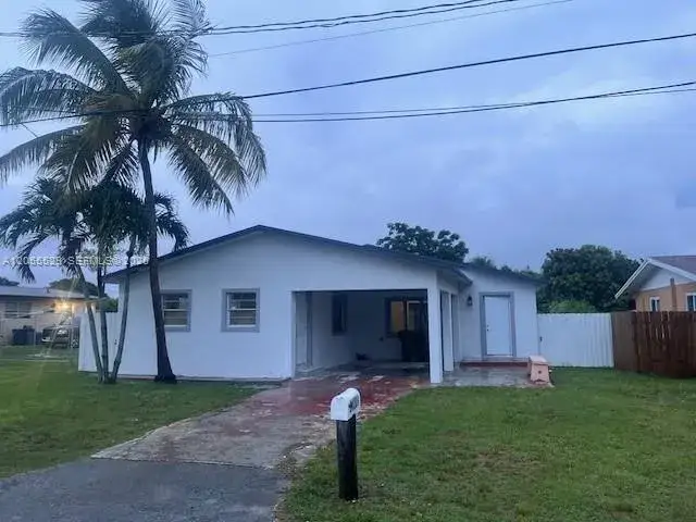 3 bedroom 3 bath Residential for sale at 21221 SW 120 AVE, Miami FL 33177